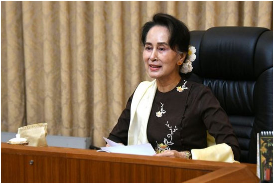 State Counsellor holds meeting with COVID-19 frontline warriors