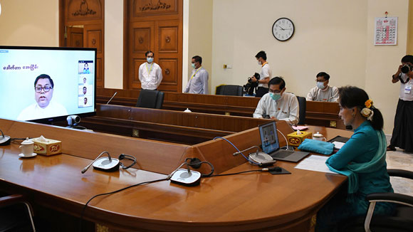 State Counsellor discusses COVID-19 measures of Bago Region through video conferencing