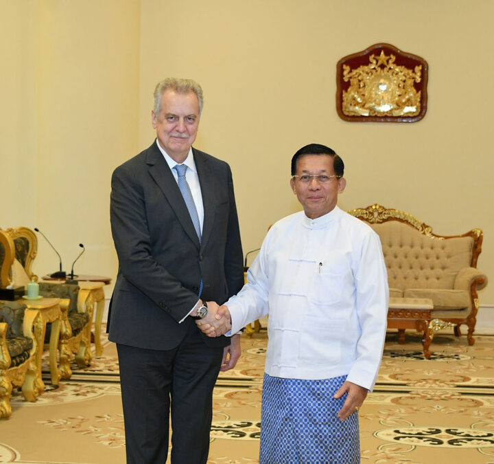 Chairman of State Administration Council Prime Minister Senior General Min Aung Hlaing receives delegation led by Member of Government of Saint Petersburg, Chairman of Committee for External Relations of St. Petersburg of Russian Federation